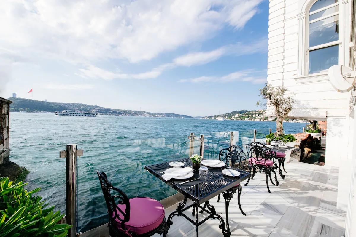 The Wedding Website of Dana Smiles and Murat Fidan