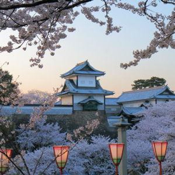 Honeymoon Fund - Night in Kanazawa