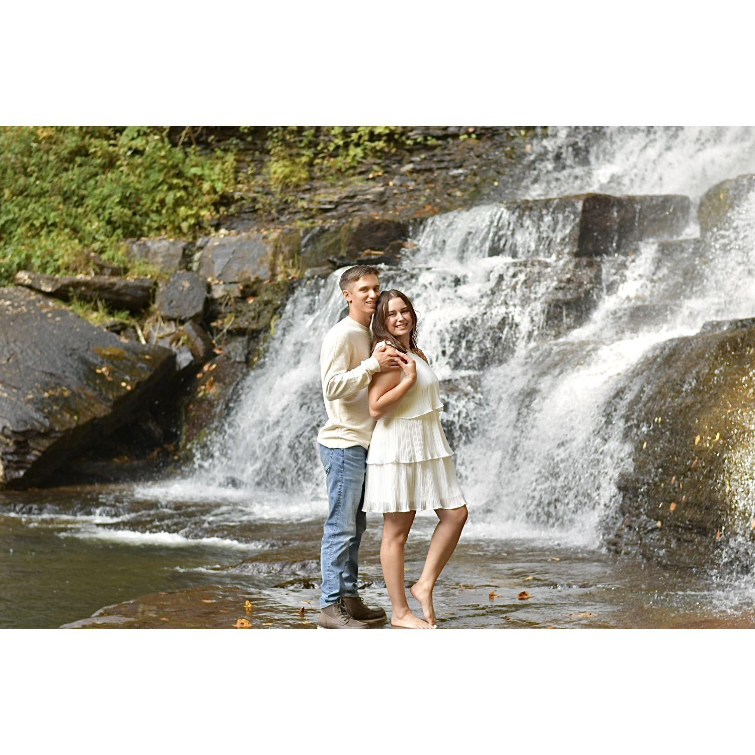 Engagement session at The Cascades!