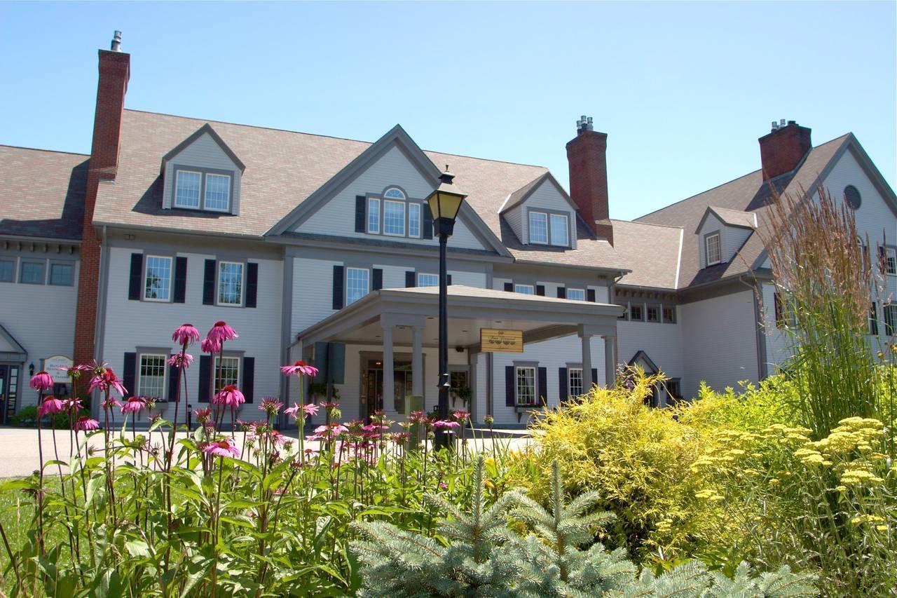 The Wedding Website of Kayla Riordan and Dylan Wawruck