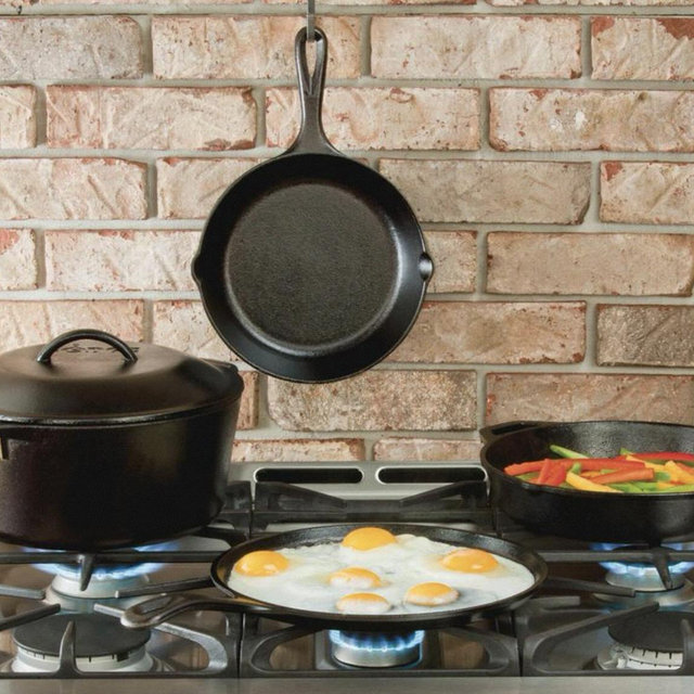 Lodge Classic Seasoned Cast Iron 5-Piece Cookware Set