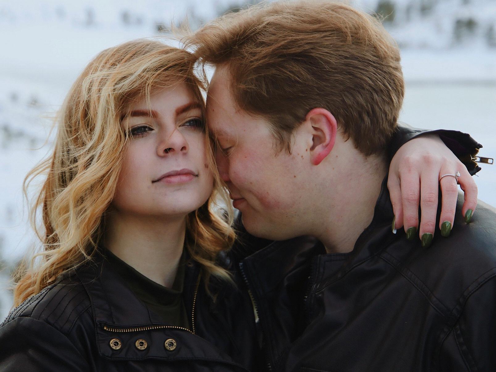 The Wedding Website of Aubrie Neuhaus and Weston Larsen