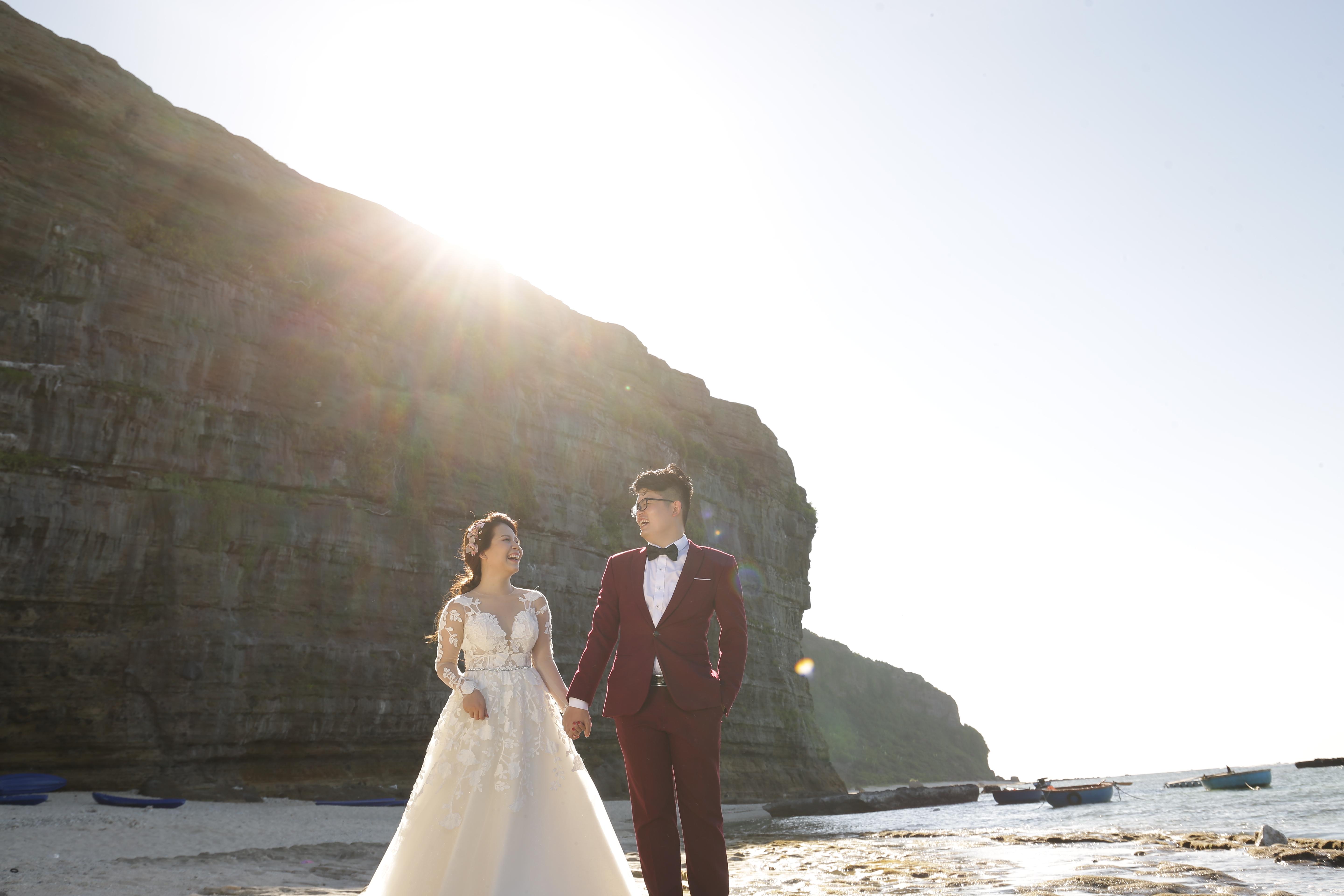 The Wedding Website of Chi Nguyen and Phúc  Nguyen