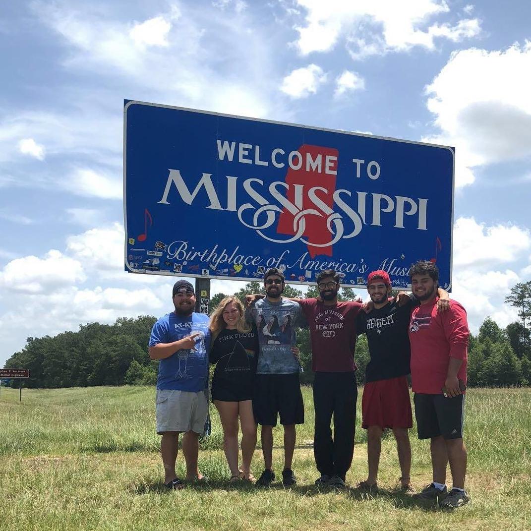 Group trip to Mississippi for a car show