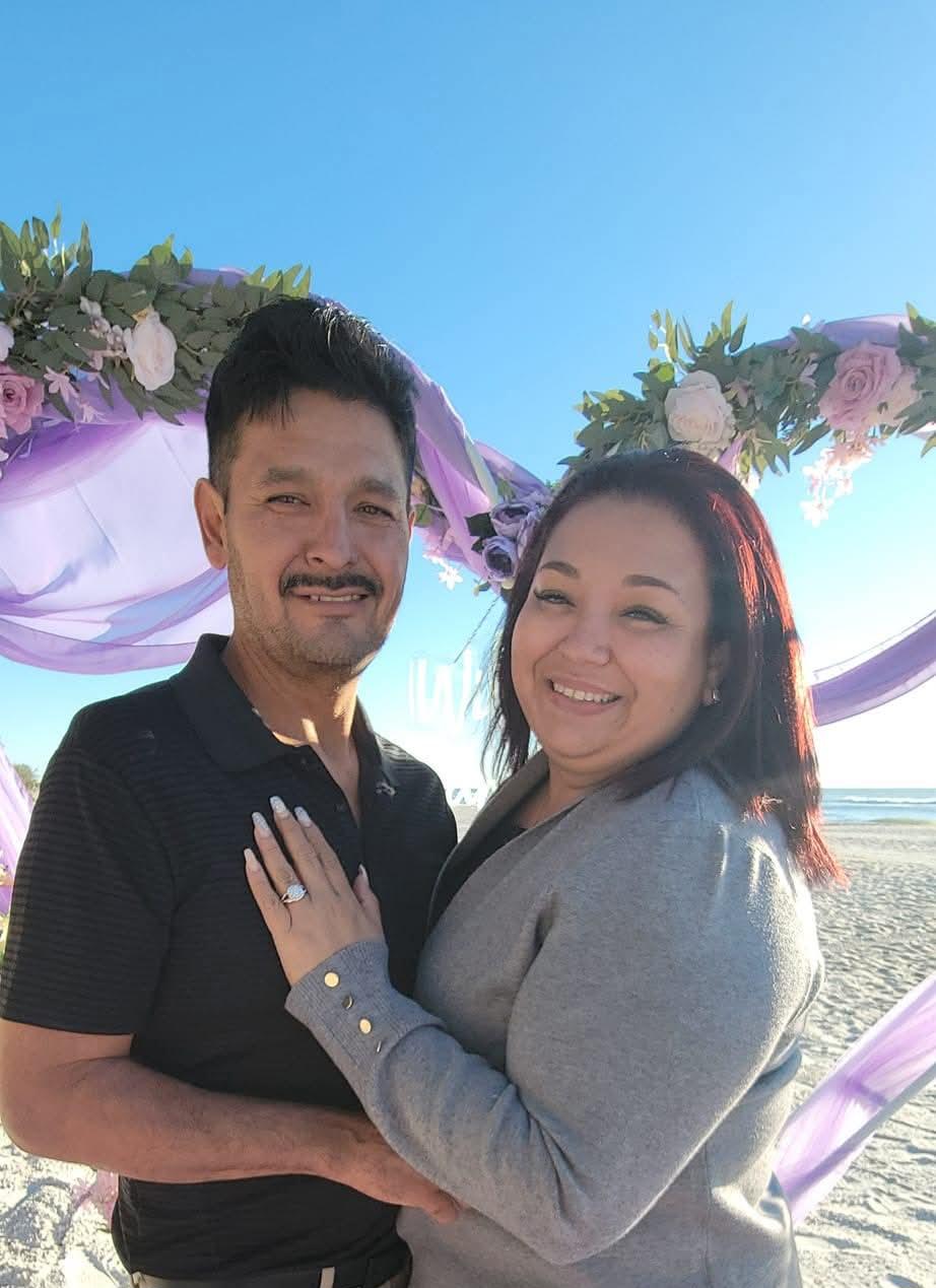 The Wedding Website of Deanna DeLeon and Luis Rojas