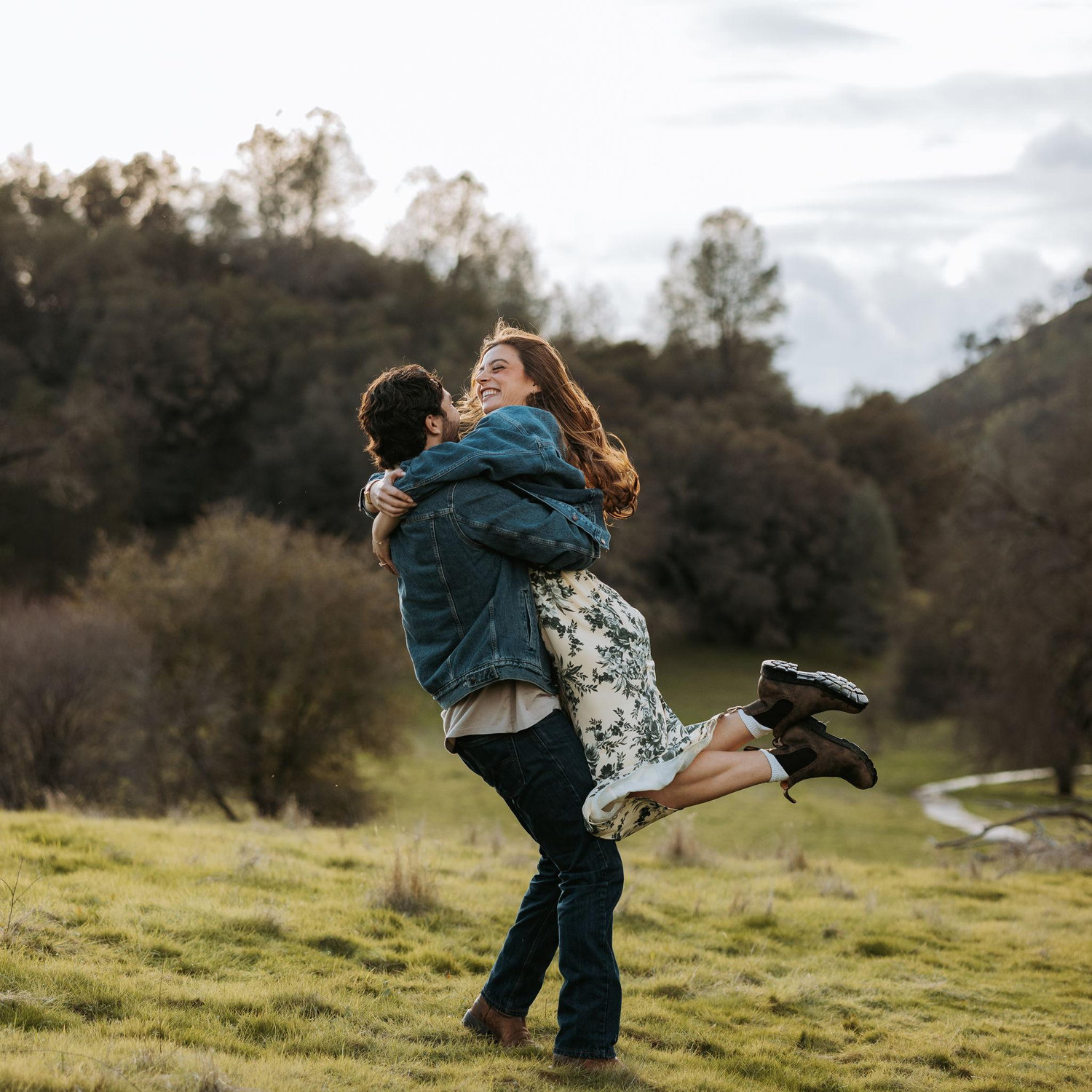 An engagement shoot from our talented friend Elyse.