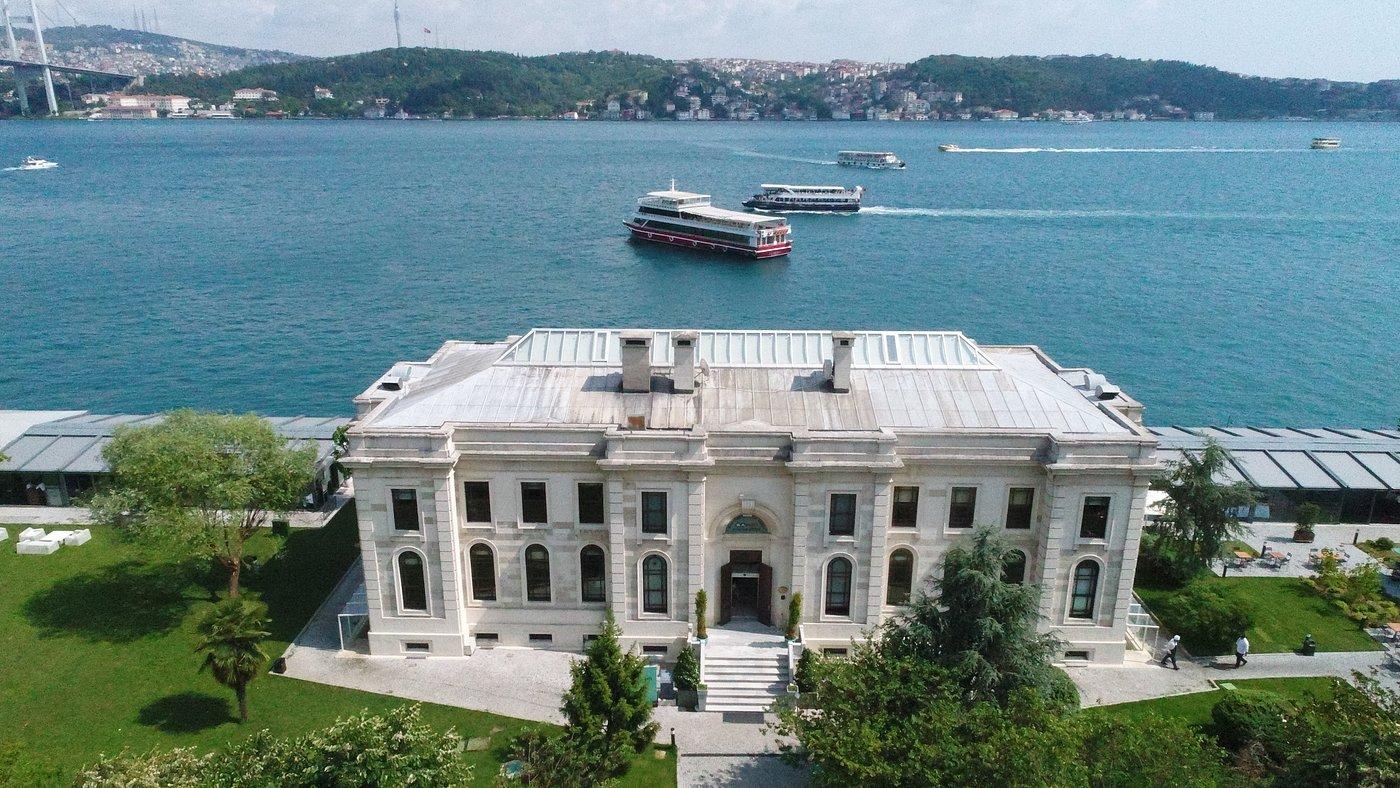 The Wedding Website of Ege Ozcan and Paige Lucas
