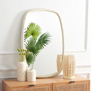 Raelee Mirror