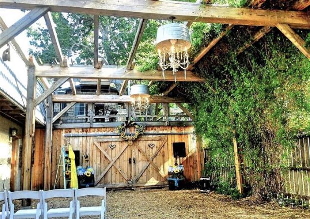 The Wedding Website of Leilani Matthews and Hunter Danner