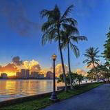 Palm Beach Lake Trail