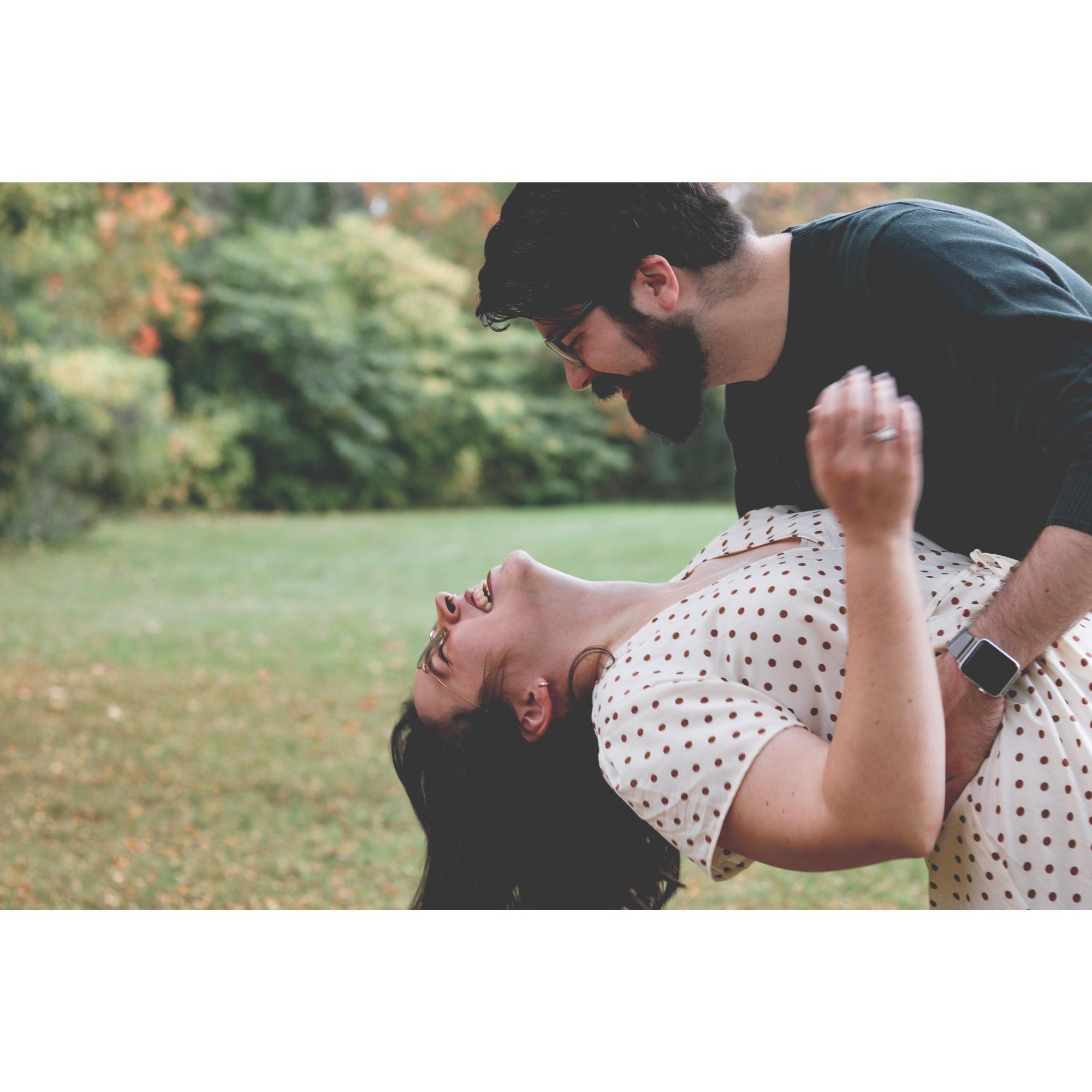 Firts time Alec and Jen ever "dipped". We failed at our first attempt during engagement photos.