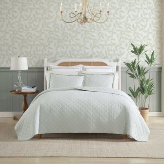 Oxford Stripe Cotton 3-Piece Reversible Quilt Set