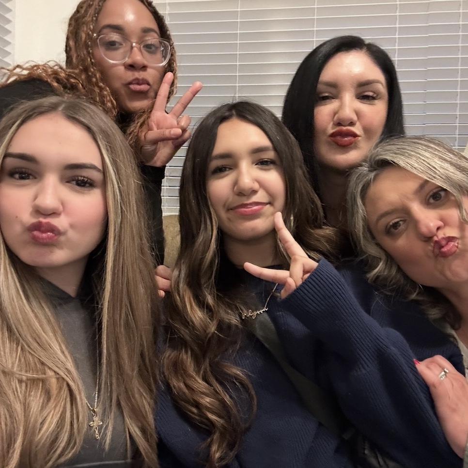 Victoria, Aliyah, Alyssa, Jessica and Sandra