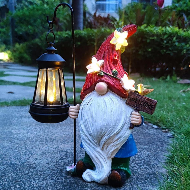 RCTTICUU Solar Garden Gnomes Statue with Succulent and 4 LED Lights - Solar Lantern Gnomes Decorations for Yard Outdoor gnome Decorations for Garden, Patio Gnome Gifts for Mom