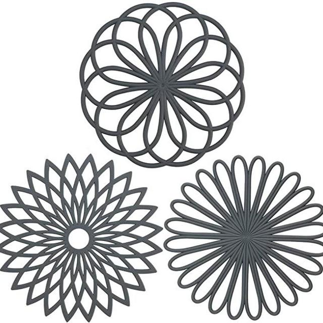 Silicone Trivet Mat, IPHOX Set of 3 Multi-Use Intricately Carved Hot Pot Trivets for Hot Dishes, Kitchen Mats, Table Mats, Insulated Flexible Non-Slip & Heat Resistant Hod Pads and Coasters (Gray)