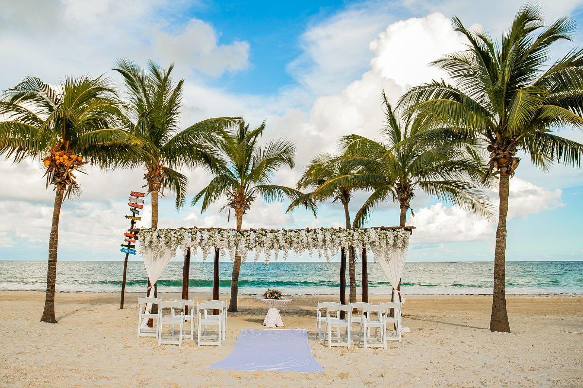 The Wedding Website of Monica Chavez and Matt Magsadia
