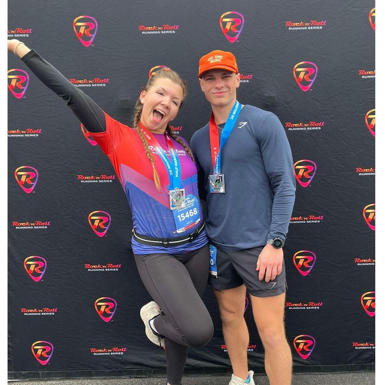 Ran with the fam at the Rock n' Roll 5k and Half Marathon! Was SUCH a fun day!