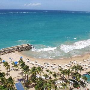 A Picturesque Beachside Brunch in San Juan