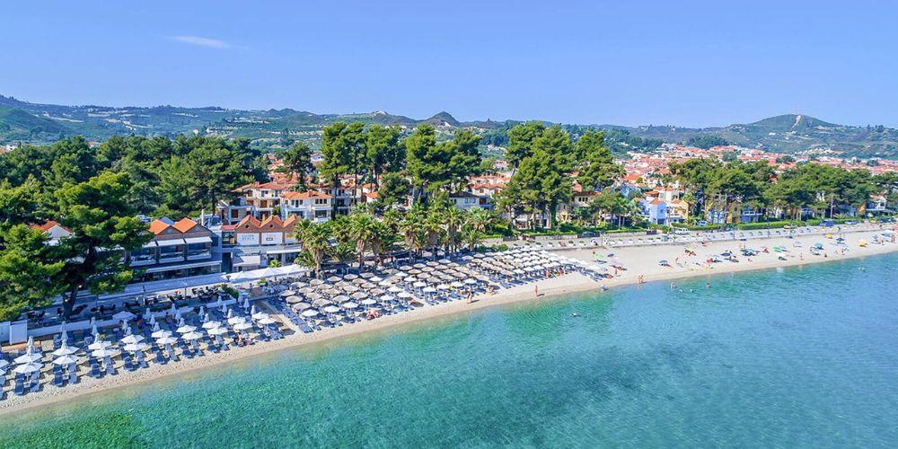 The Wedding Website of Athena Mitrousis and Kevin LaPorte