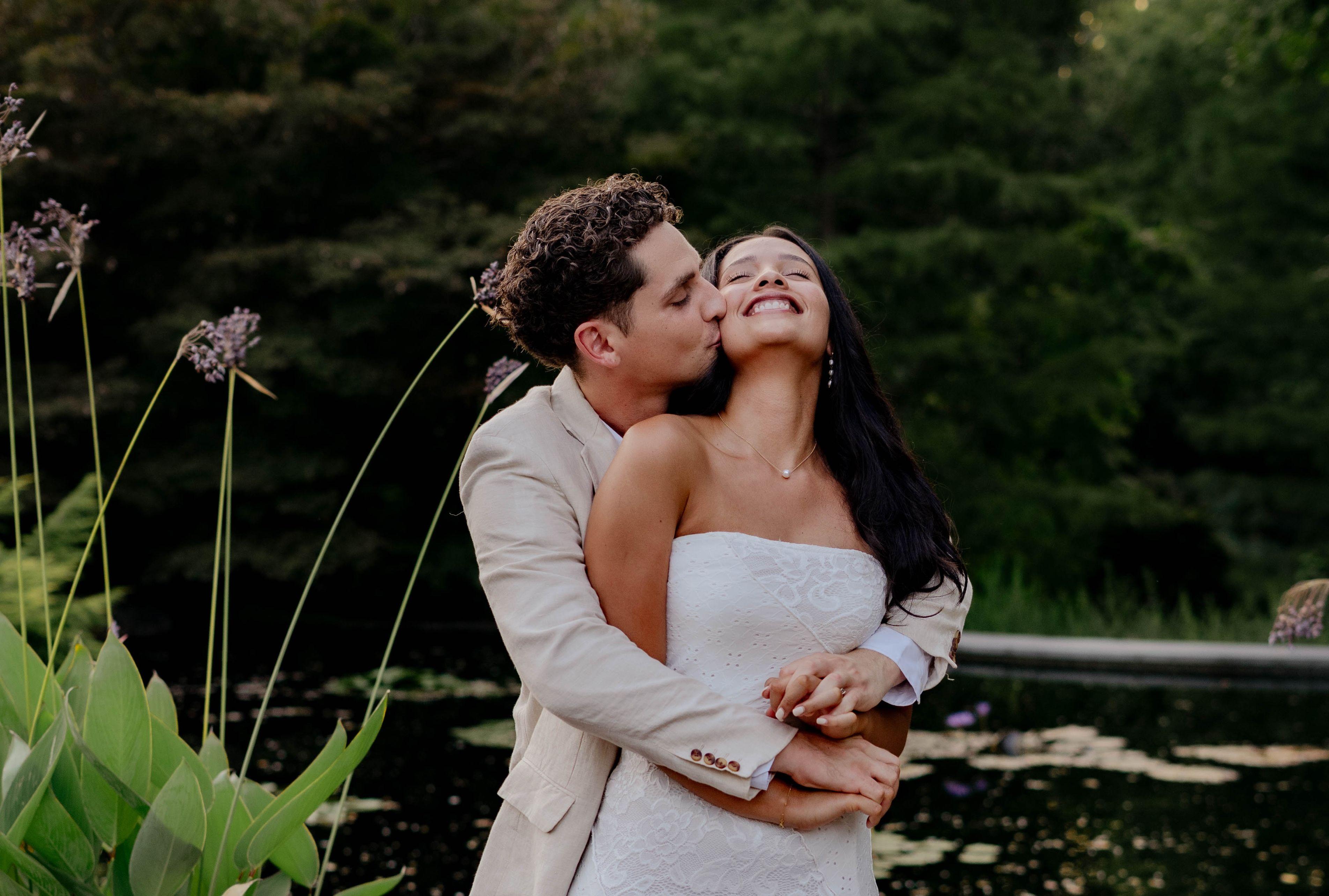The Wedding Website of Angela Suarez and Henrique De Oliveira