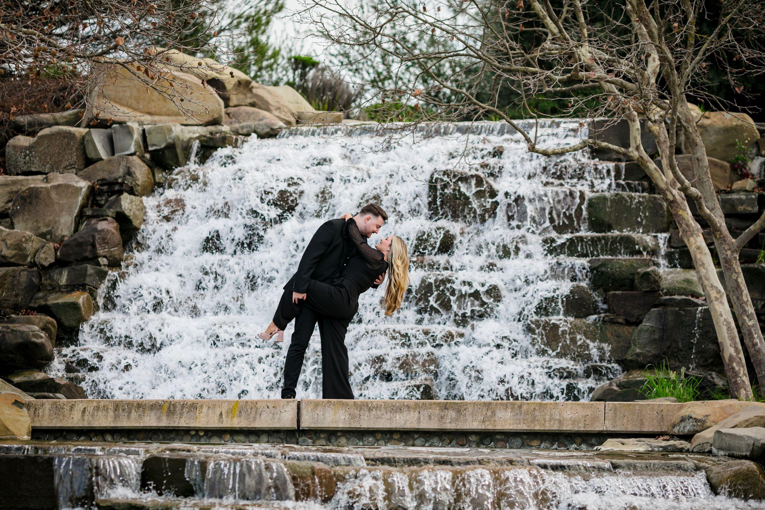 The Wedding Website of Audra Collins and Grant Getz