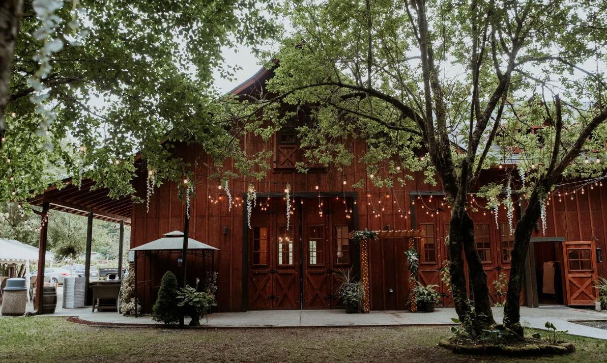 The Wedding Website of Jennifer Bence and Ryan Martin