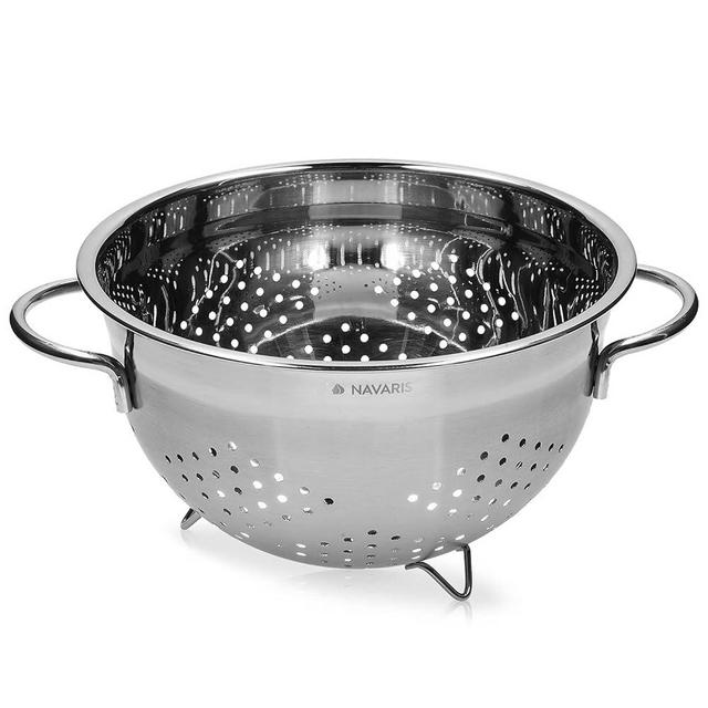 Navaris Stainless Steel Colander 4.8L / 5-Quart - Metal Strainer with Large Holes and Handles for Pasta, Spaghetti, Vegetables, Rice