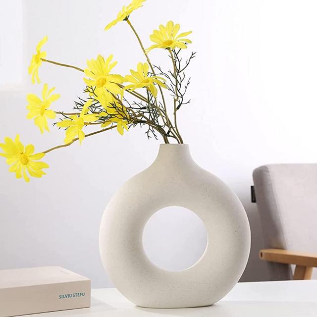 DHYXZCA White Modern Circle Ceramic Vase, Nordic Circular Matte ​Hollow Donut Flower Vases Decorative Minimalist Art Style for Home Living Room Office Kitchen Table Decor (9.1'' × 8.5'')
