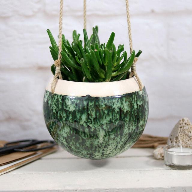 Speckled green ceramic hanging planter // medium indoor & outdoor garden decor | plant holder | modern planter | gift for gardener