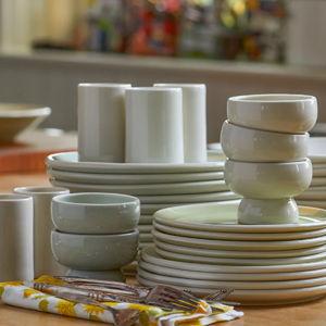 Handcrafted Teresa Chang Dinnerware Registry