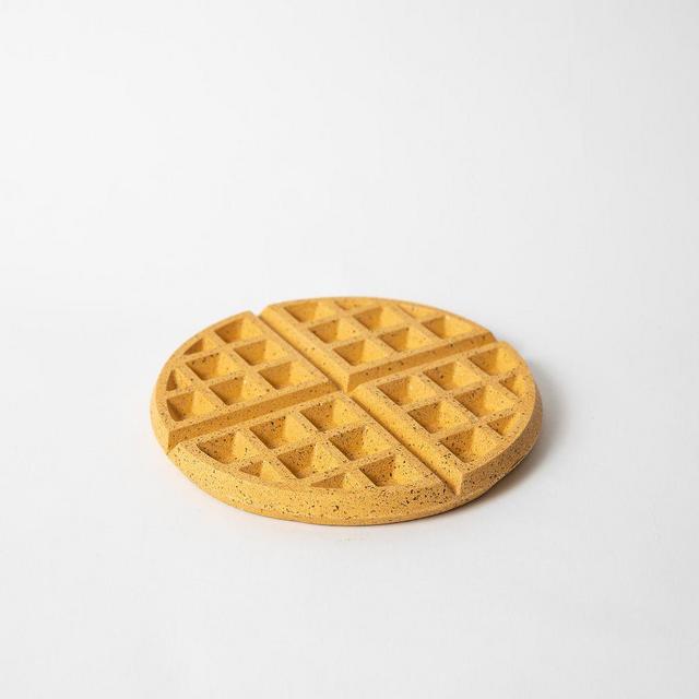Pretti.Cool Recycled Concrete Waffle Trivet, Yellow