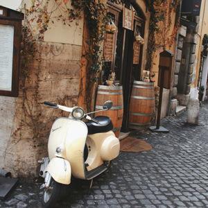 Vespa Tour in Rome