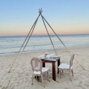 Honeymoon Private Romantic Beach Dinner