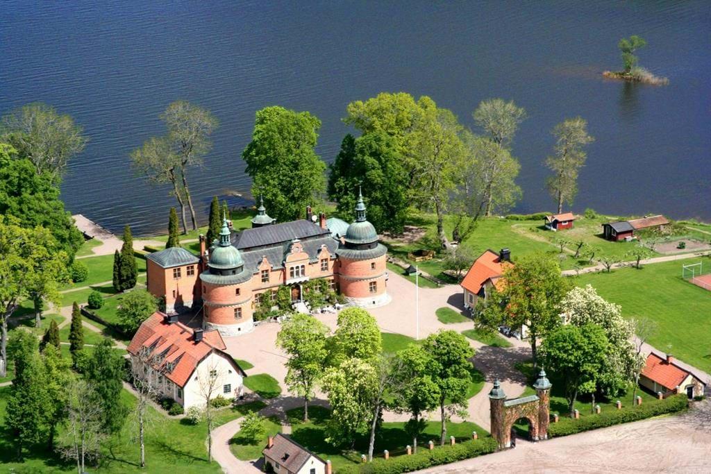 The Wedding Website of Sofija Vuckovic and Tor Sundman