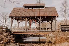 The Wedding Website of Amanda Segraves and Travis Bailey