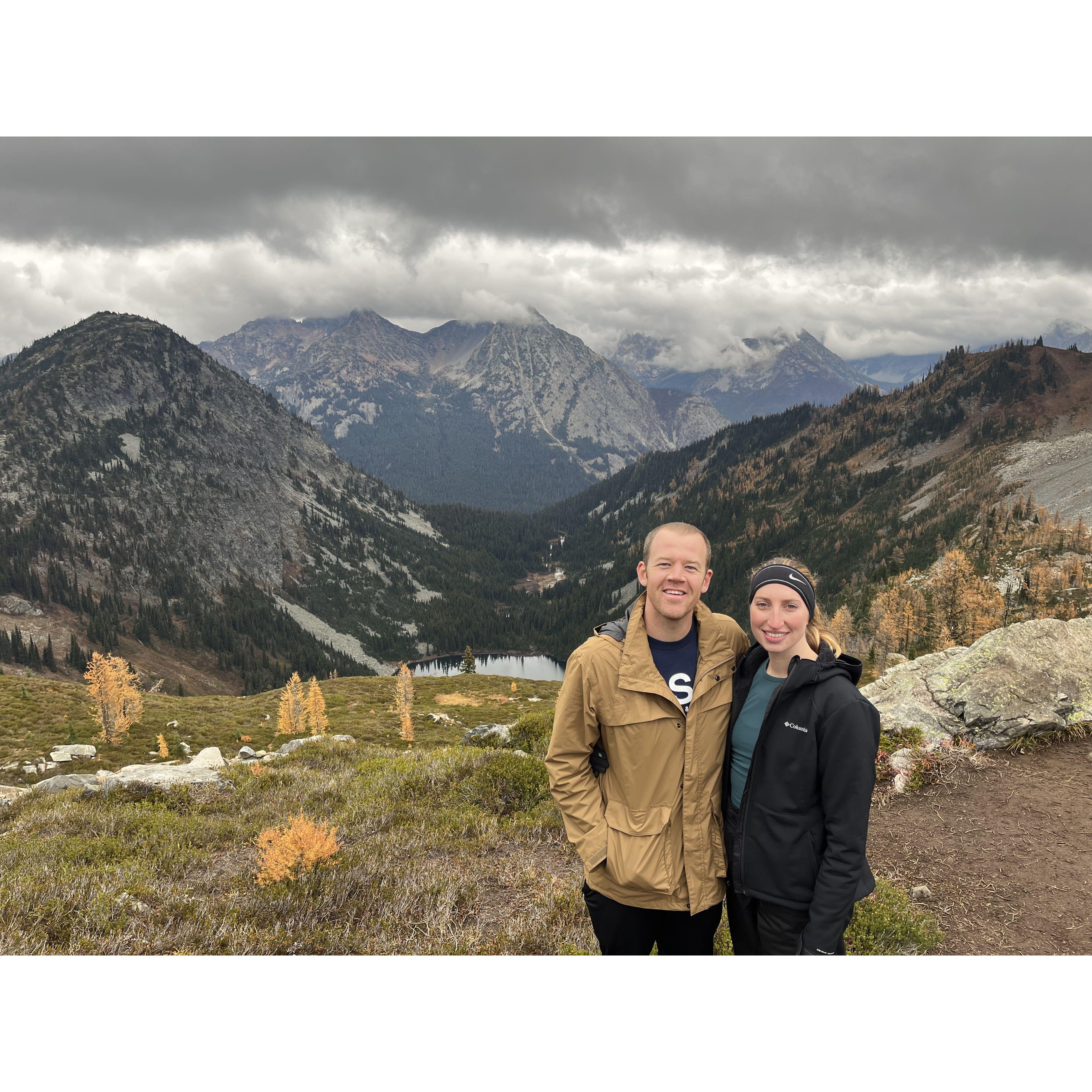 Hiking in the beautiful Northern Cascade Mountains Fall, 2023.