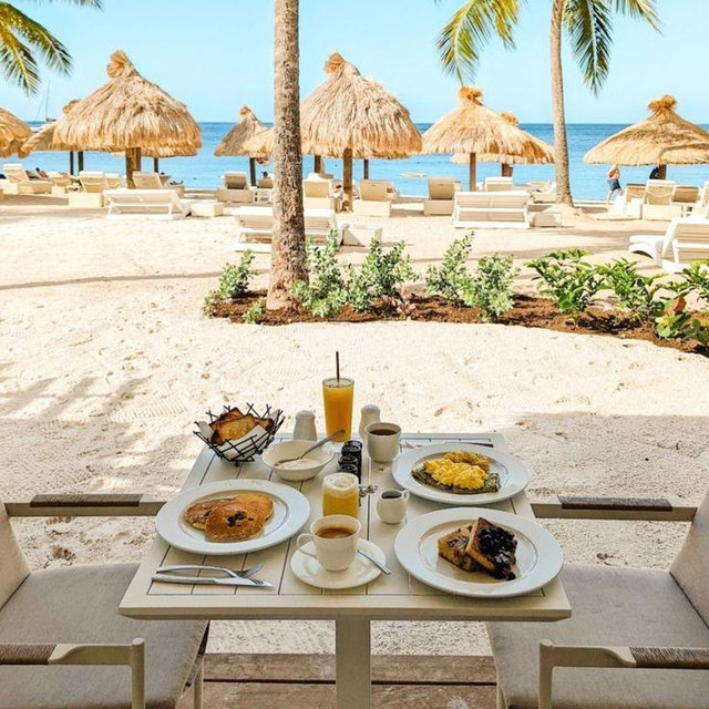Beach Brunch