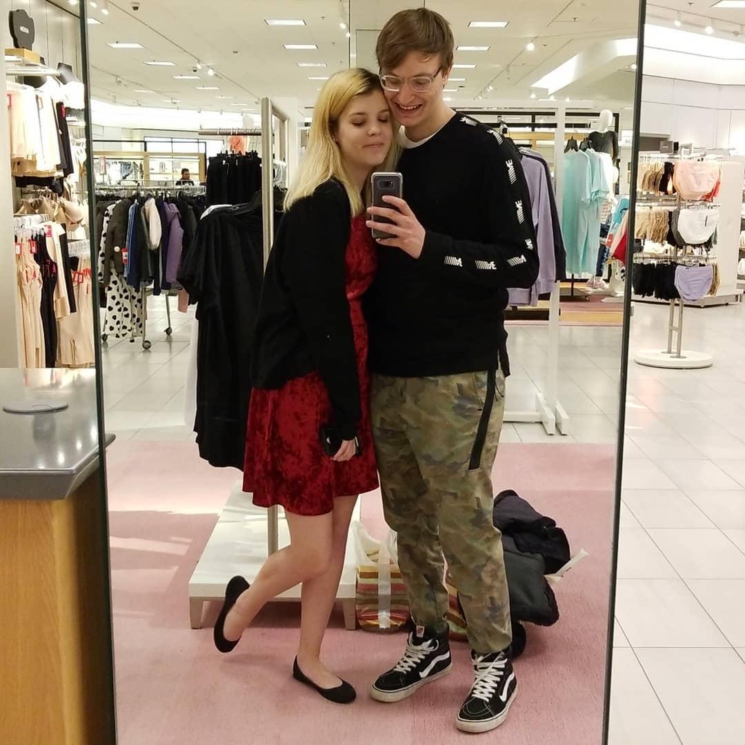 Trip to the Towson mall to visit the cheesecake factory