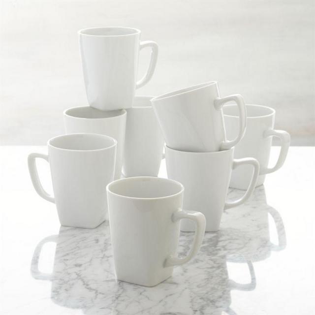 Crate and Barrel, Set Court Mugs