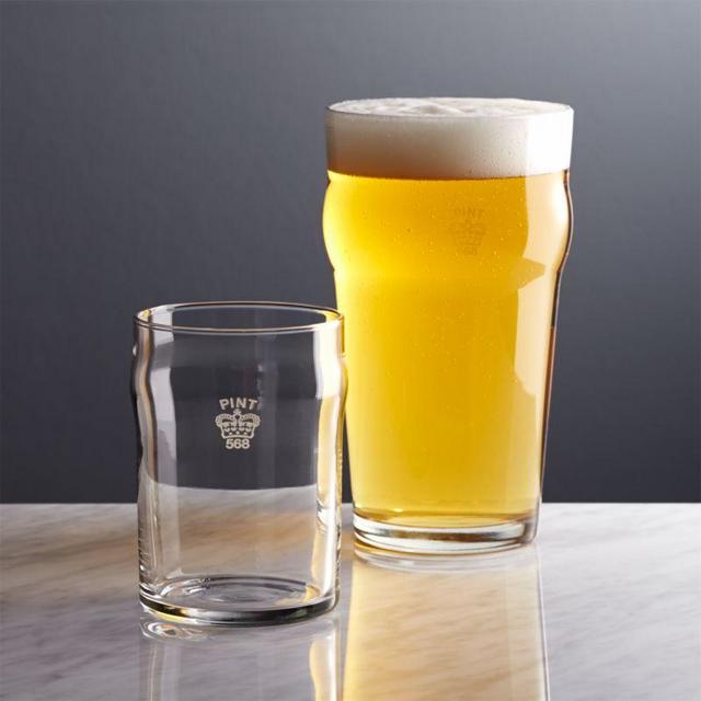Pint Glasses with Crown