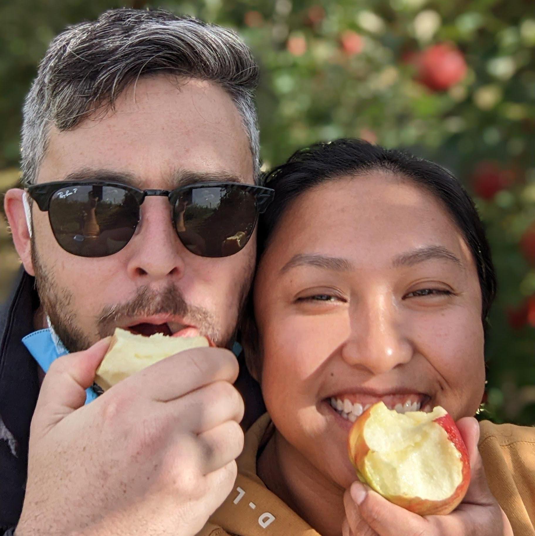 "Apple picking" 🍎🍏