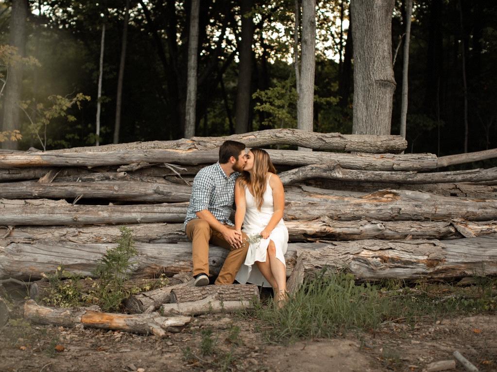 The Wedding Website of Kelsey Martin and Kyle Henry