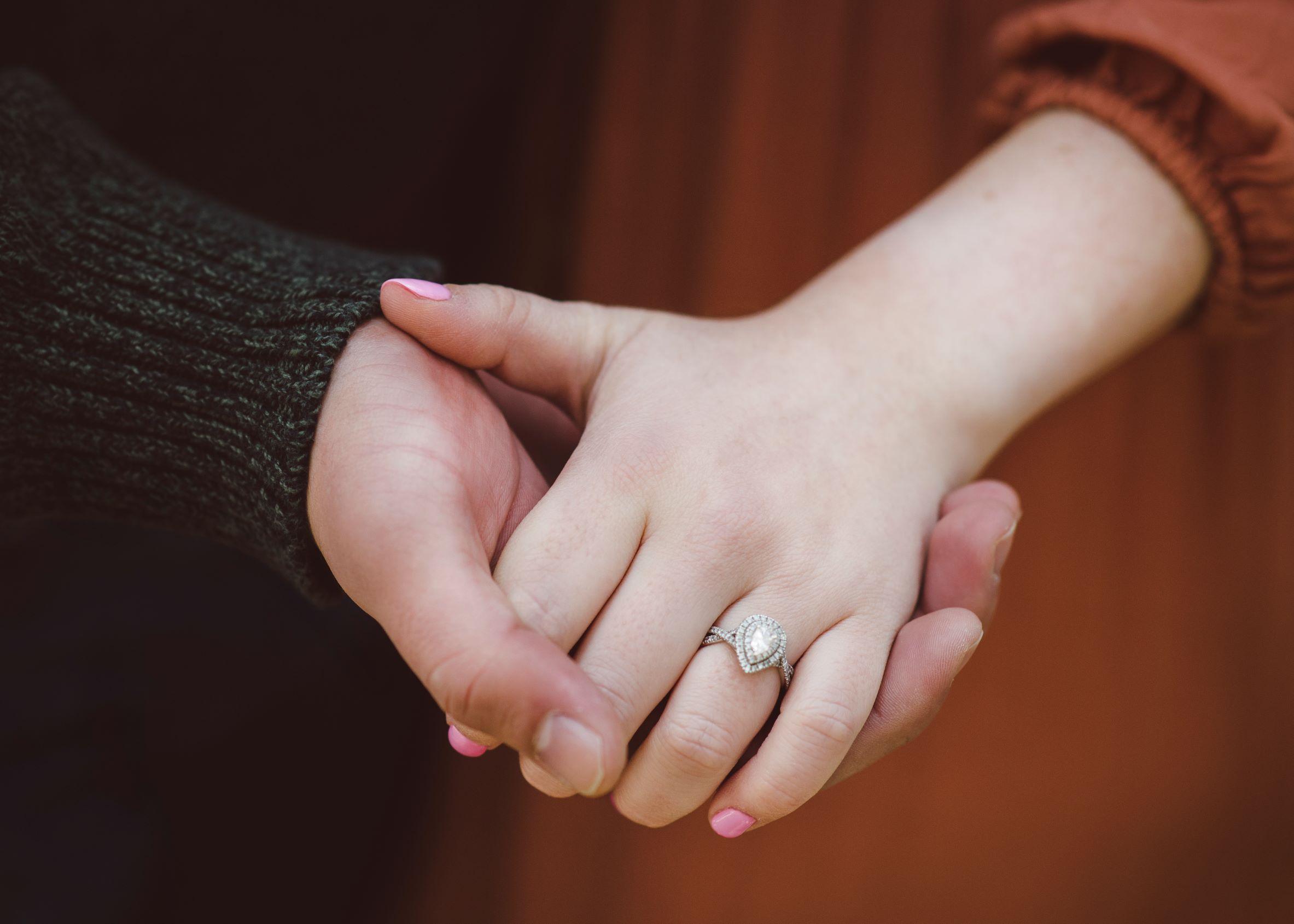 The Wedding Website of Caitlyn Essary and Christopher Savala