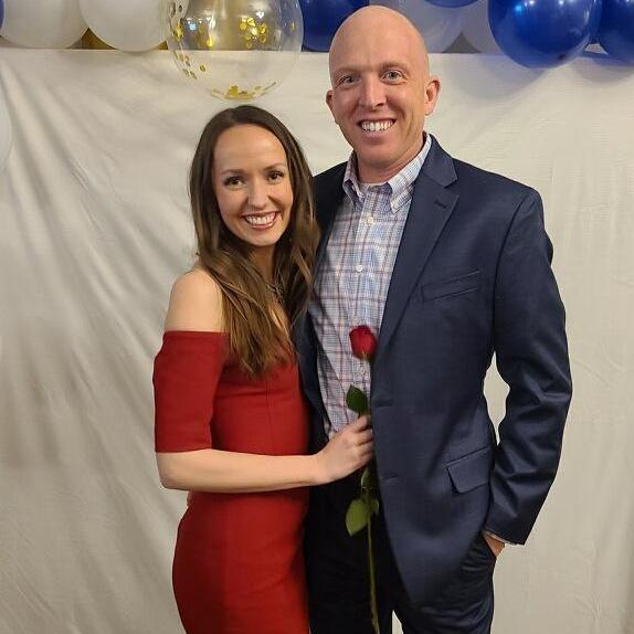 Celebrating at the MRT banquet 2022.