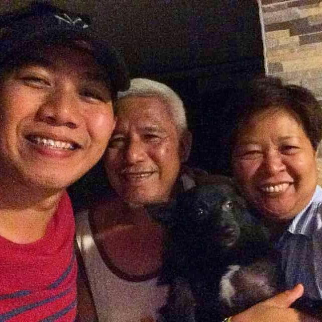 Jerome visiting Darlynne’s family while she was abroad. This is so sweet!