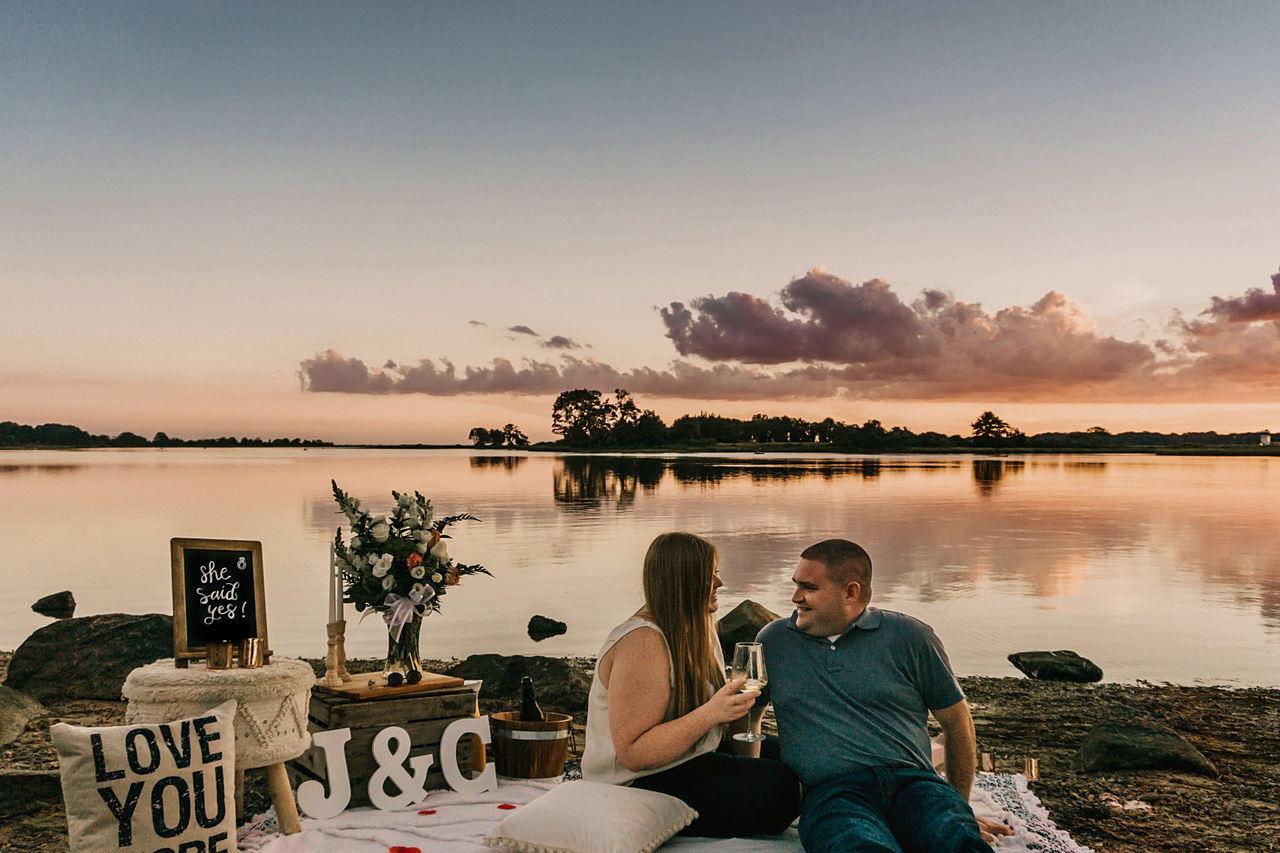The Wedding Website of Caroline Burlingham and John Shea