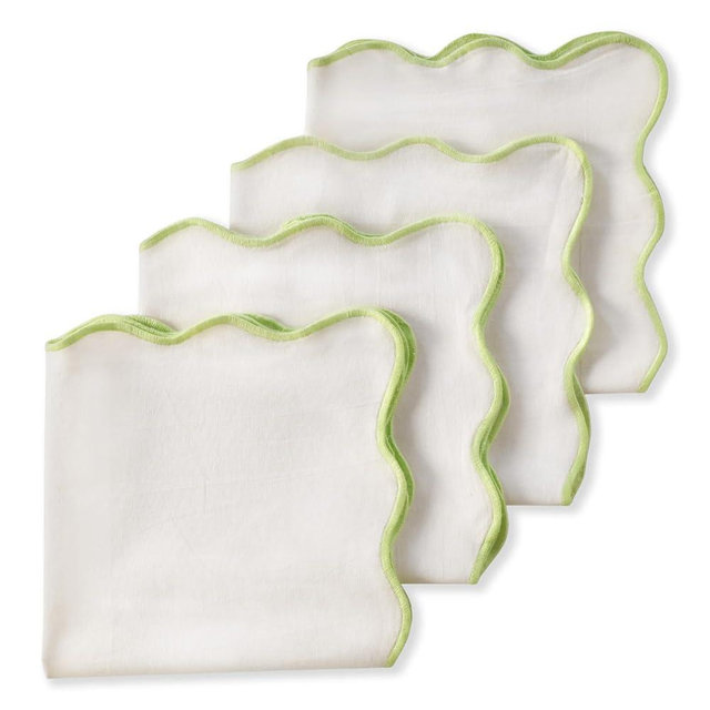 Scalloped Cloth Napkins, Soft 100% Cotton Dinner Napkins with Embroidered Wavy Edges, 18x18 Inch Washable Reusable Table Linen for Dining, Weddings, Table Decor, 4 Pack, White with Light Green Trim