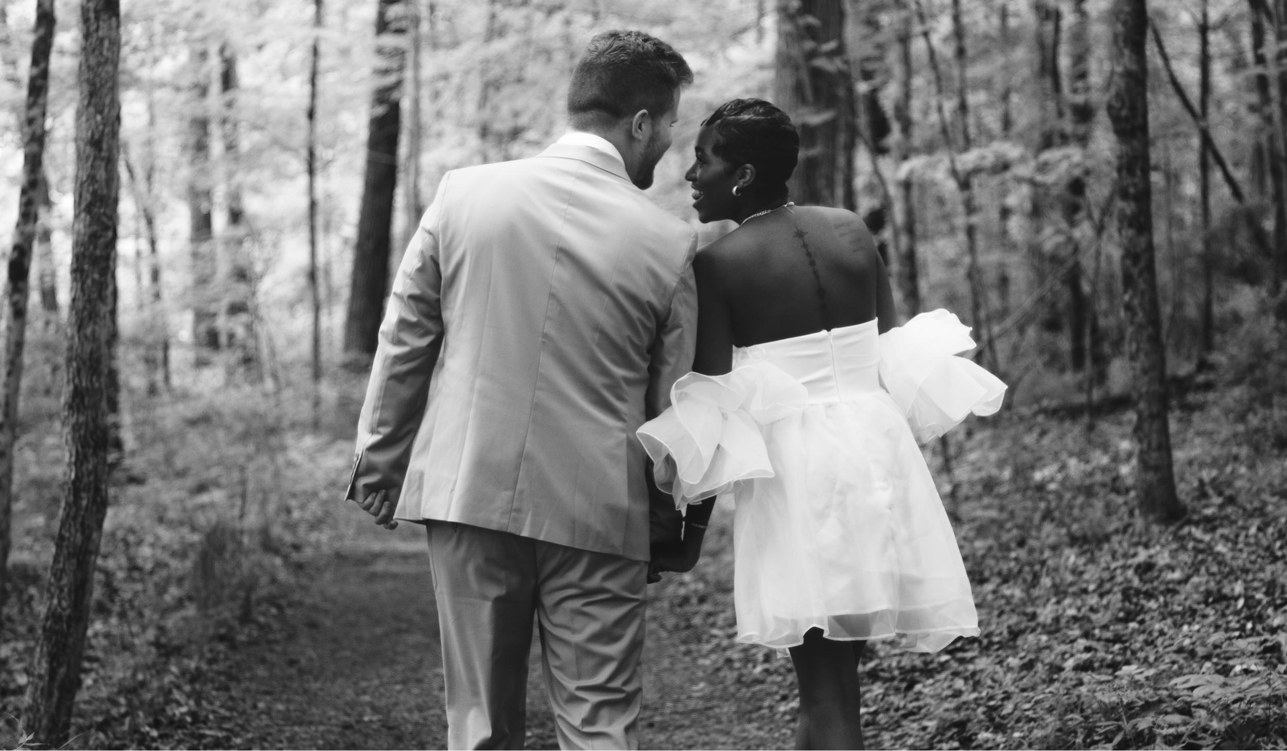 The Wedding Website of Adrienne Oglesby and Justin Jacobson