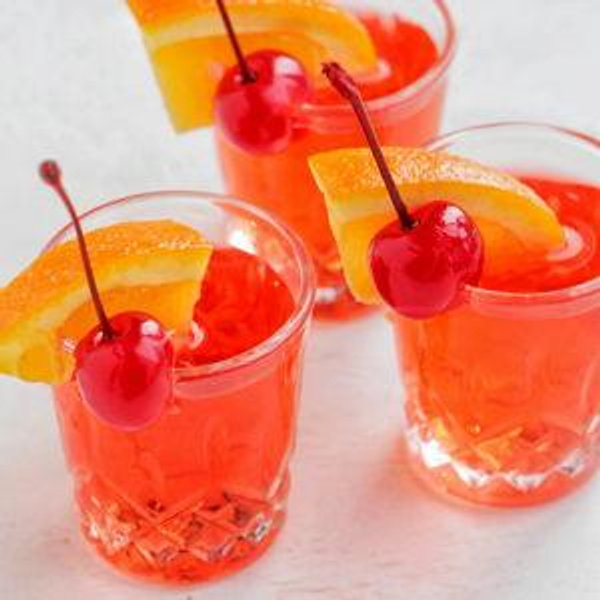 Honeymoon Drinks for the Newlyweds 🧡