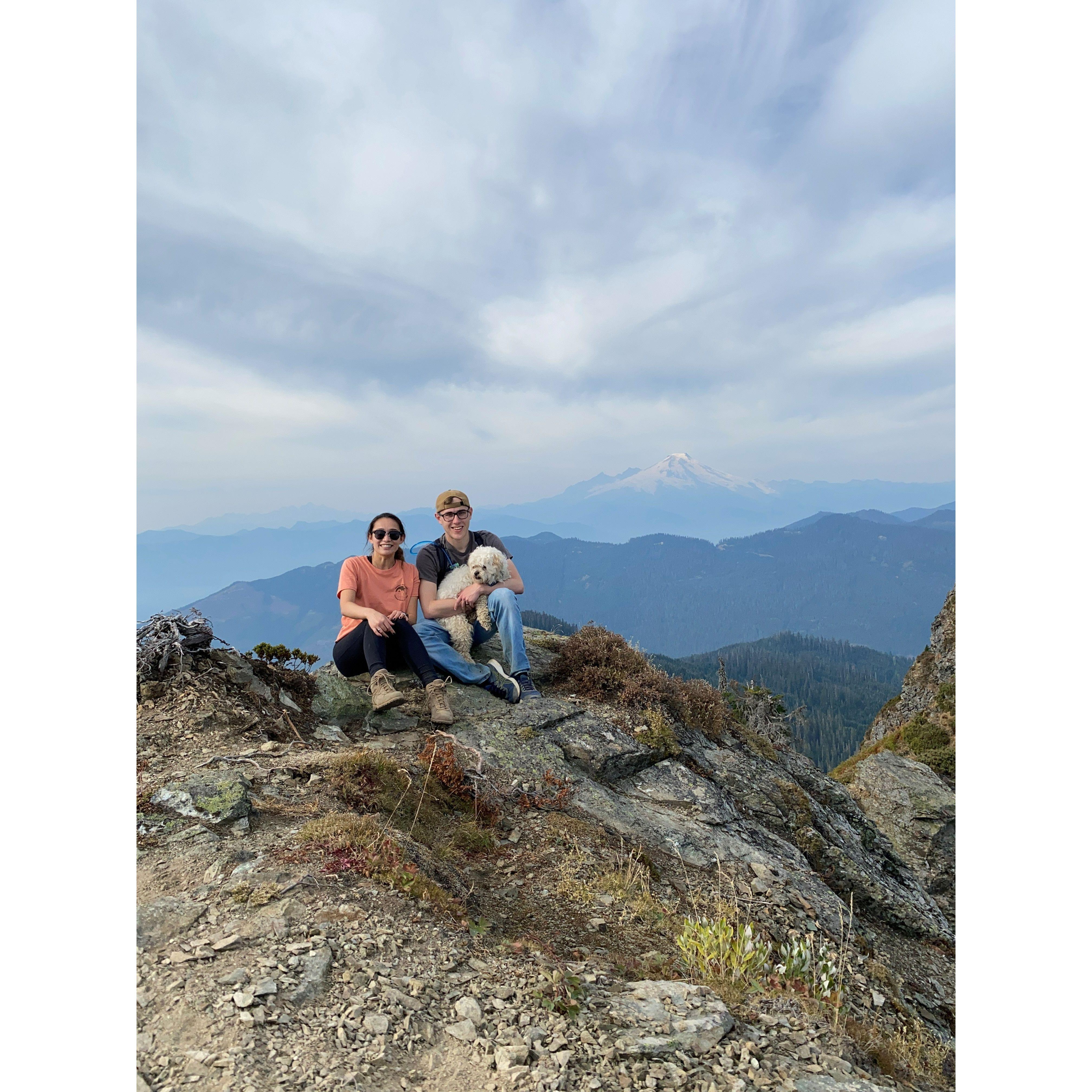 Hiking at Sauk Mountain - October 2022